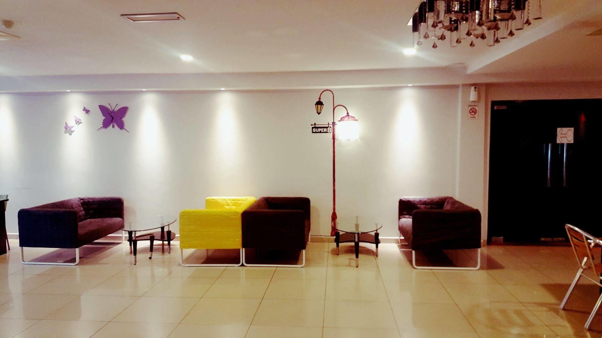 Super 8 Hotel @ Georgetown Ngoại thất bức ảnh